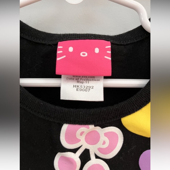 Hello Kitty black Tee Girls Size 4 (Little Kids) - Picture 3 of 5